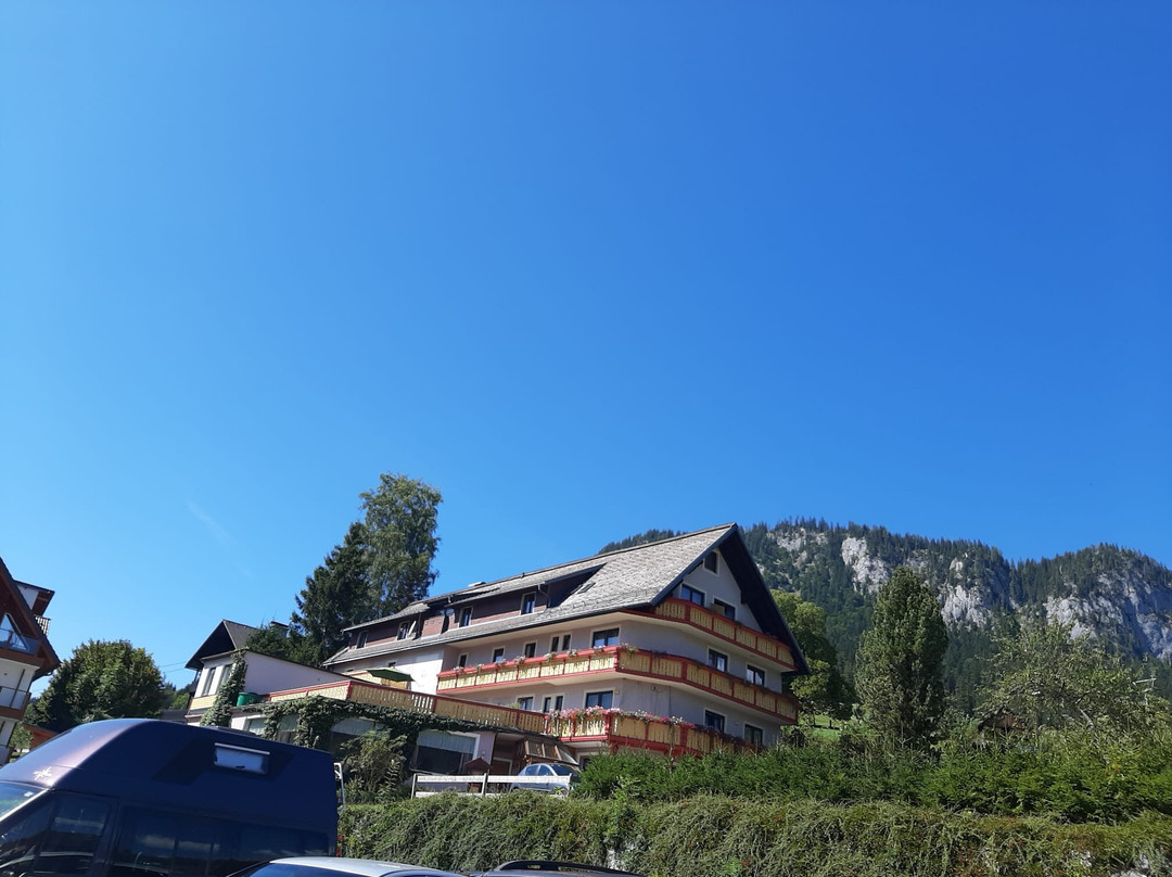 Tauplitz酒店住宿-Hotel Pension Sonnenuhr