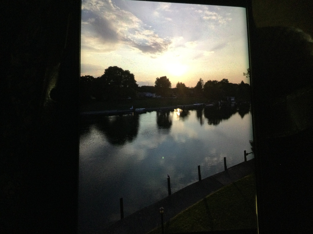 河岸阶地贝斯特韦斯特酒店主图