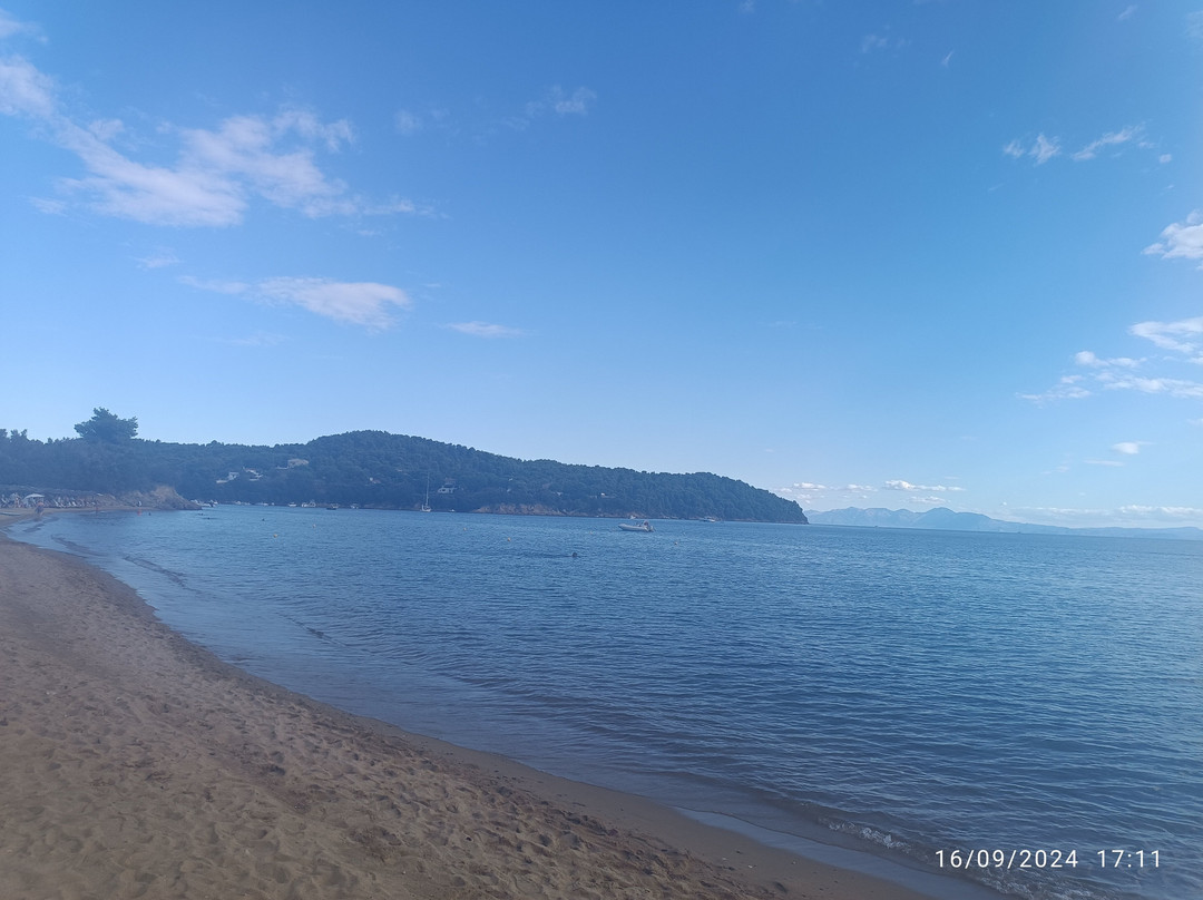 Agia Paraskevi Beach景点图片