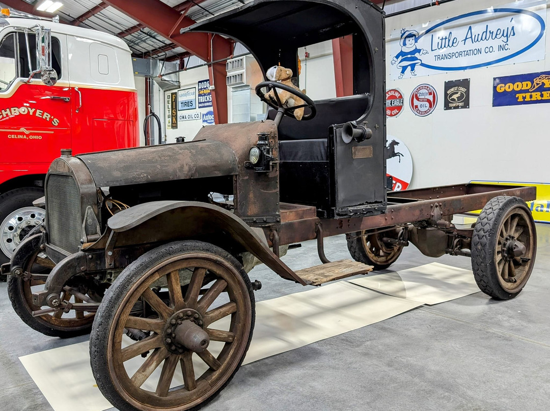 Iowa 80 Trucking Museum景点图片