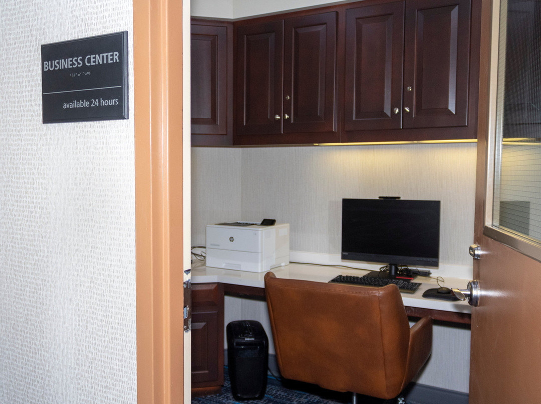 Hampton Inn & Suites Riverton主图