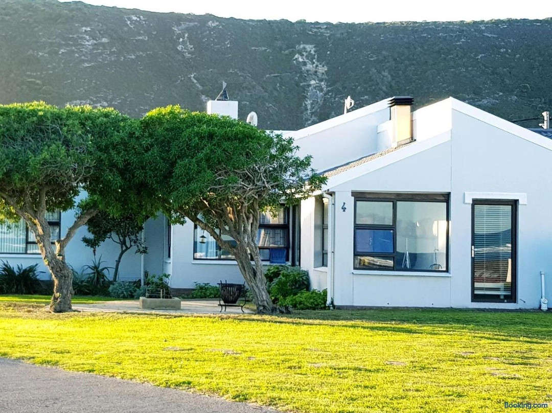 4 On Hoffman Seaview