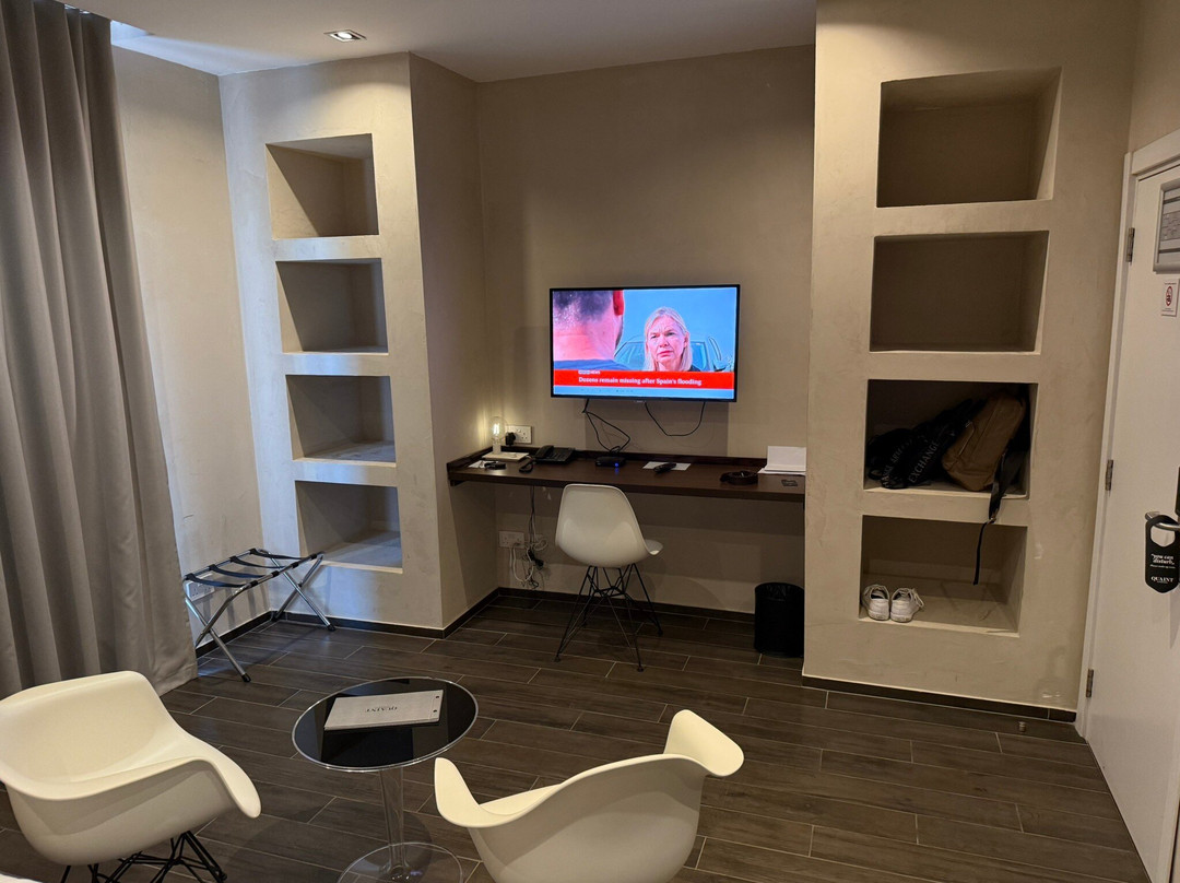 Quaint Boutique Hotel Sannat主图