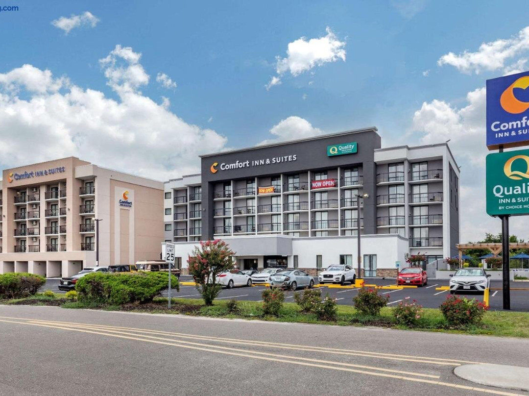 Gateway Inn & Suites