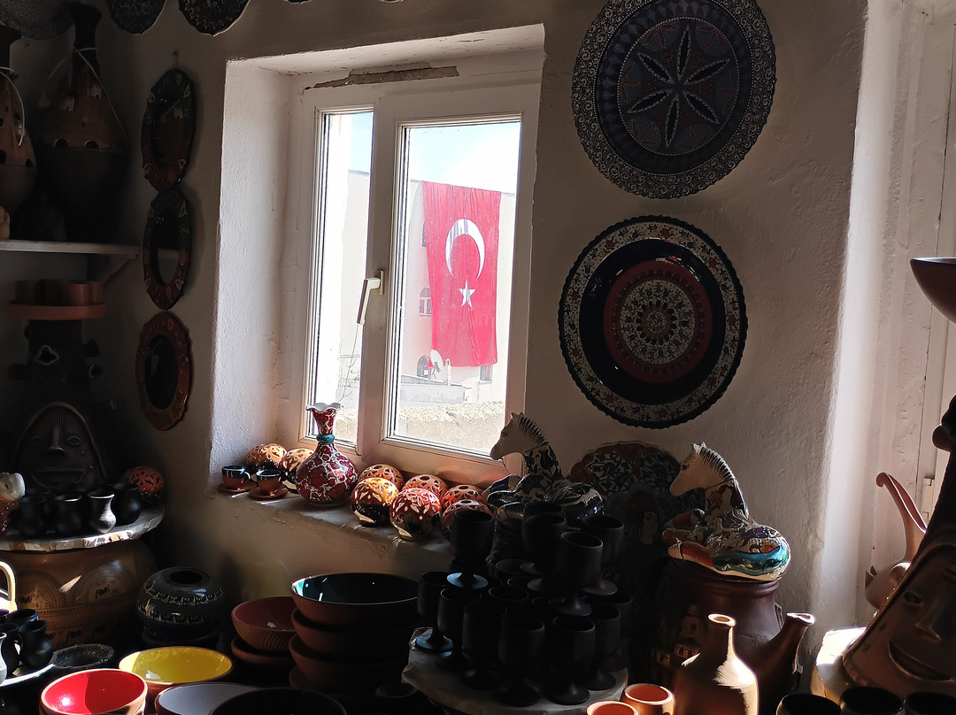 Chez Hakan - The Pottery Shop-阿瓦诺斯必去景点