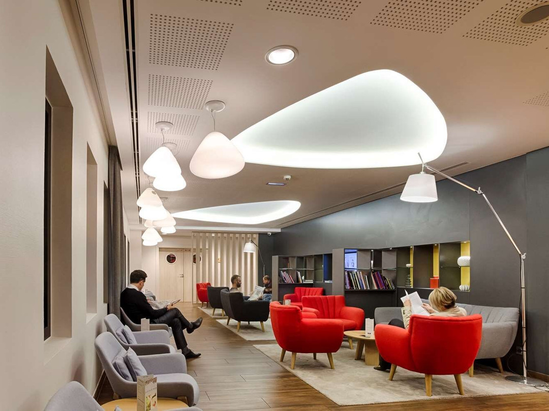 Kyriad Prestige Pau - Zenith - Palais des Sports主图