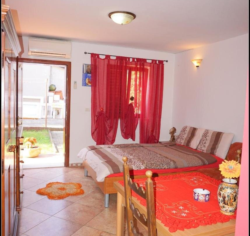 Apartments Nives NB