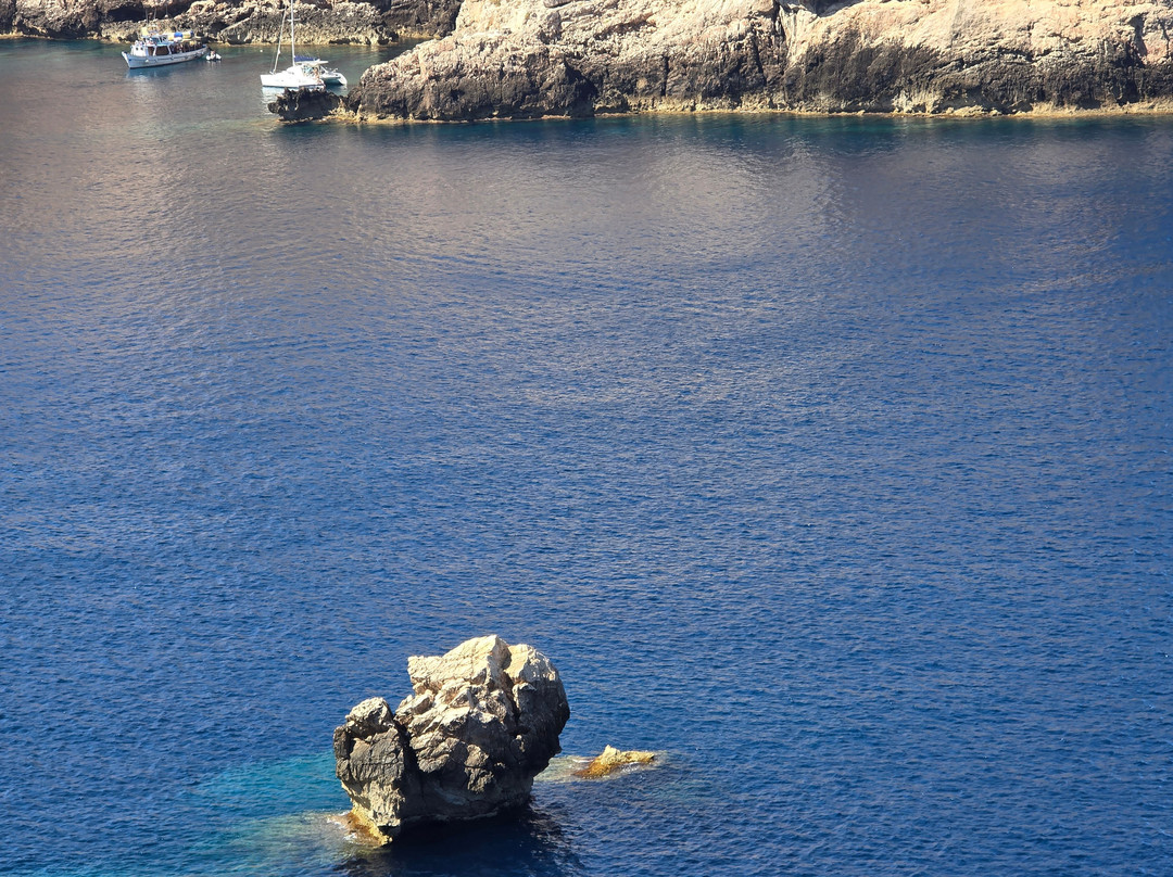 Capo Caccia Vertical Cliffs-阿尔盖罗必去景点