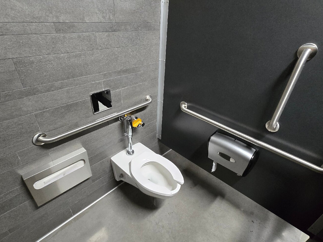 Lee's Family Forum-亨德森必去景点