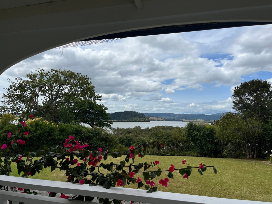 Riverhead Villa主图