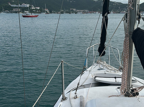 Pyramids Tourism Industries-圣 托马斯必去景点