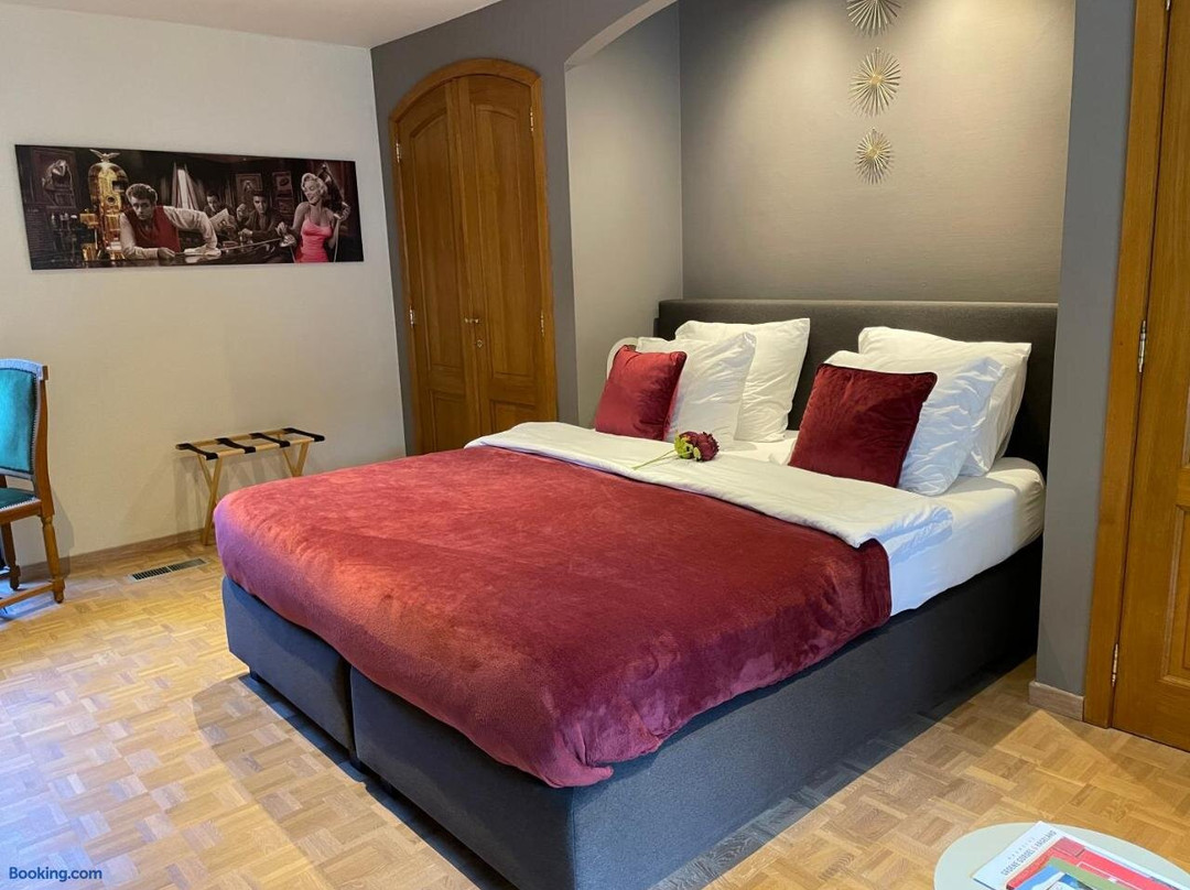 B&B Monroe Suite