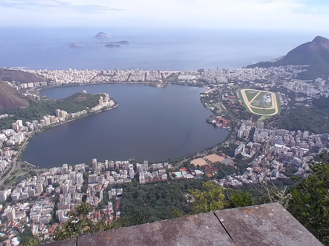 Vans do Corcovado-里约热内卢必去景点