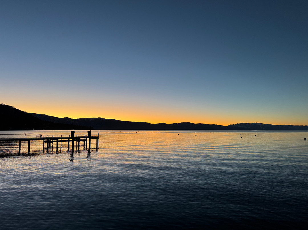 红太狼湖畔小屋主图