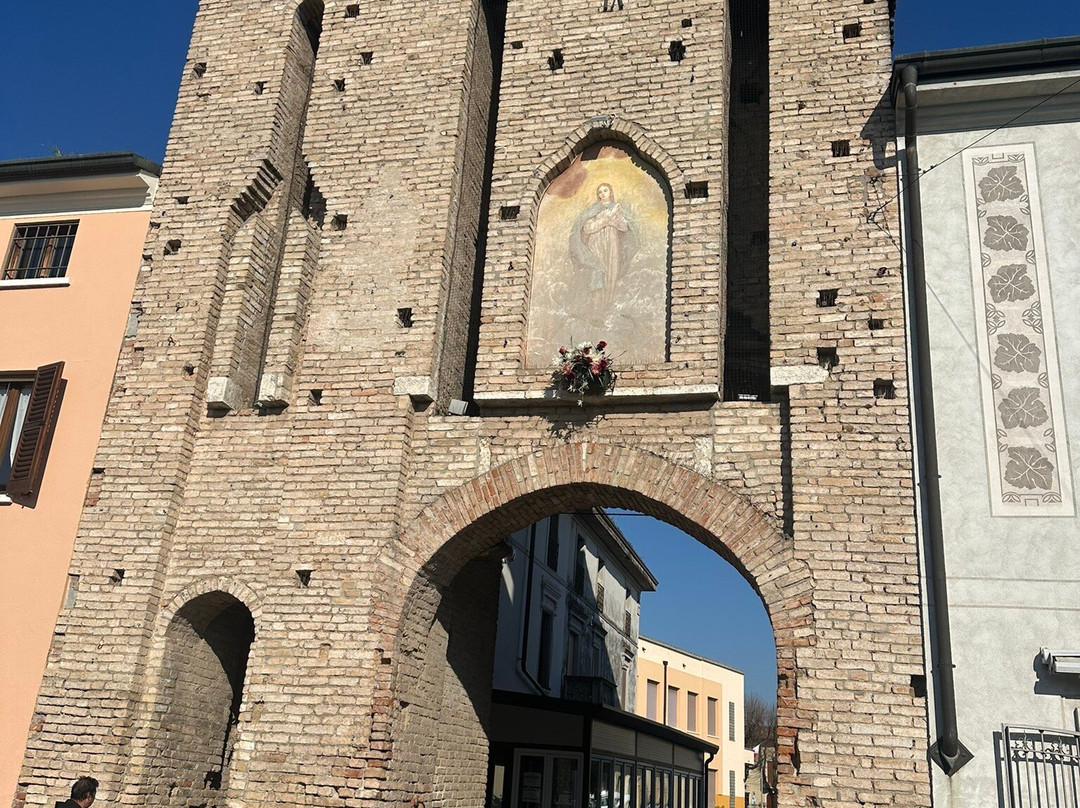 Torre Del Castello景点图片