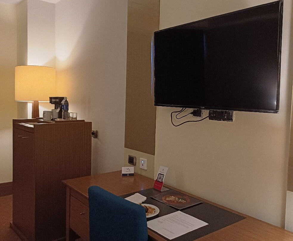 西班牙世界贸易中心主图