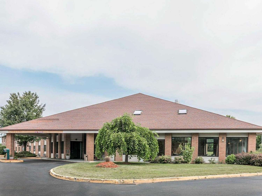 Quality Inn Grand Rapids North - Walker