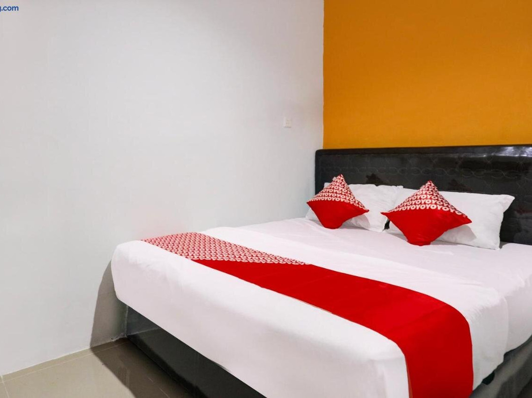 Capital O 93076 Batam Backpacker Guesthouse 2