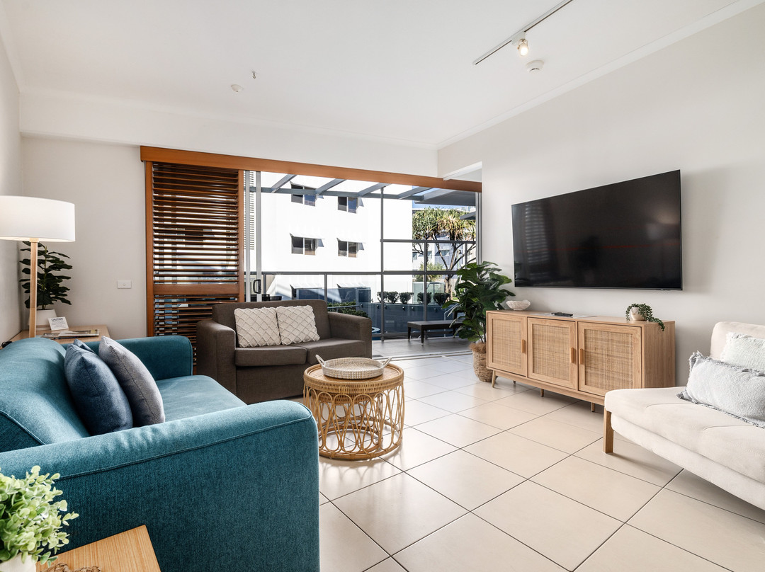 滚动冲浪度假村酒店主图