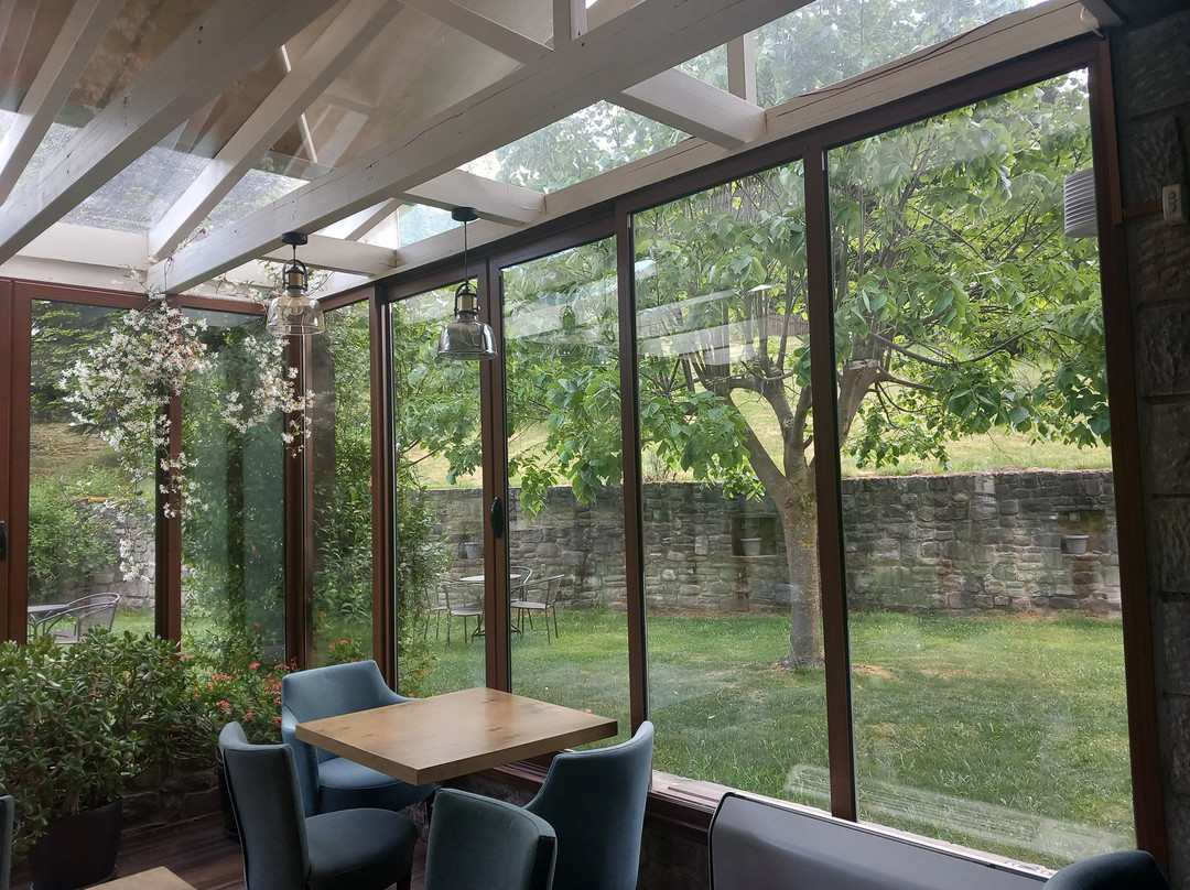 Anavasi Mountain Resort主图