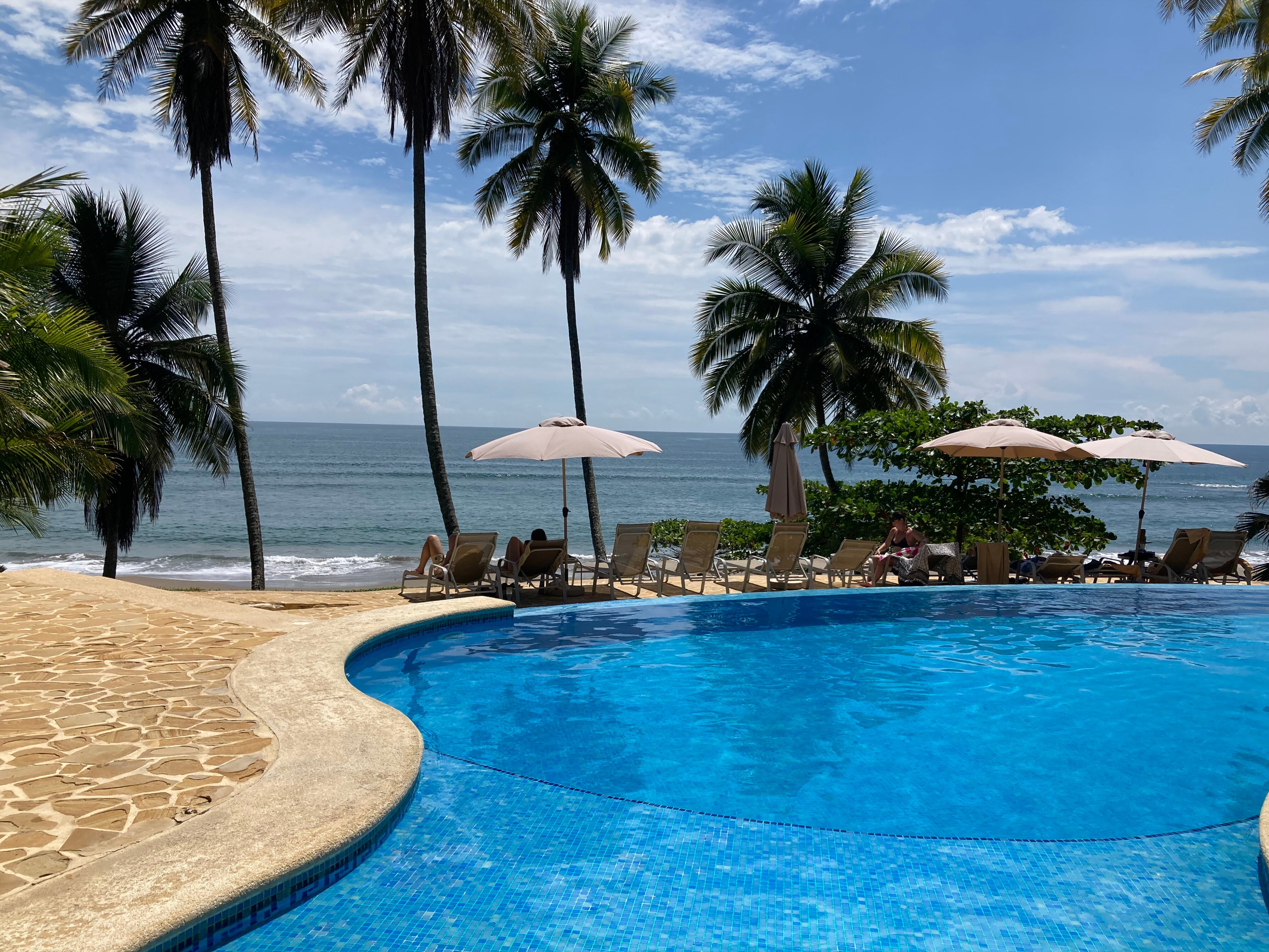 Tango Mar Beachfront Boutique Hotel & Villas-泳池