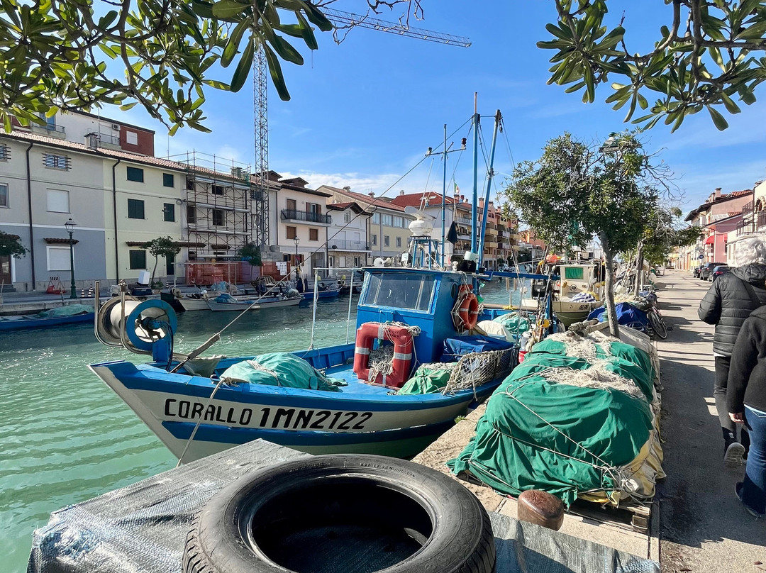 Porto Mandracchio-格拉多必去景点