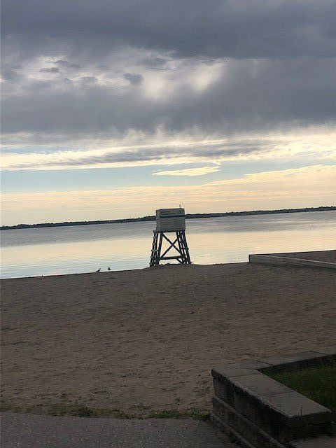 Couchiching Beach Park景点图片