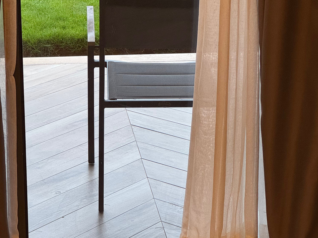 堤基达塔哈佐特悦宜湾奢享酒店主图