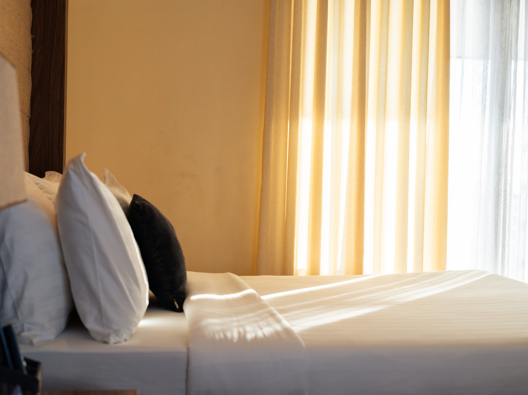 Altamare Dive & Leisure Resort Anilao主图