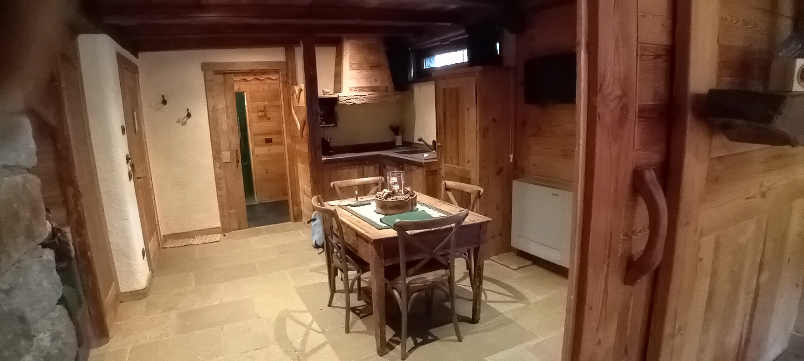Les Trompeurs Chambres D'Hotes-官方