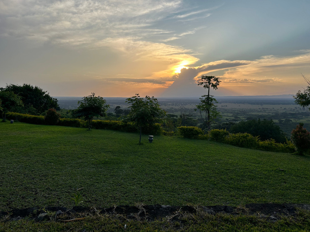 Warujojo Safari Lodge