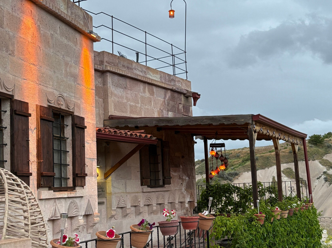 Valley Inn Cave Hotel主图