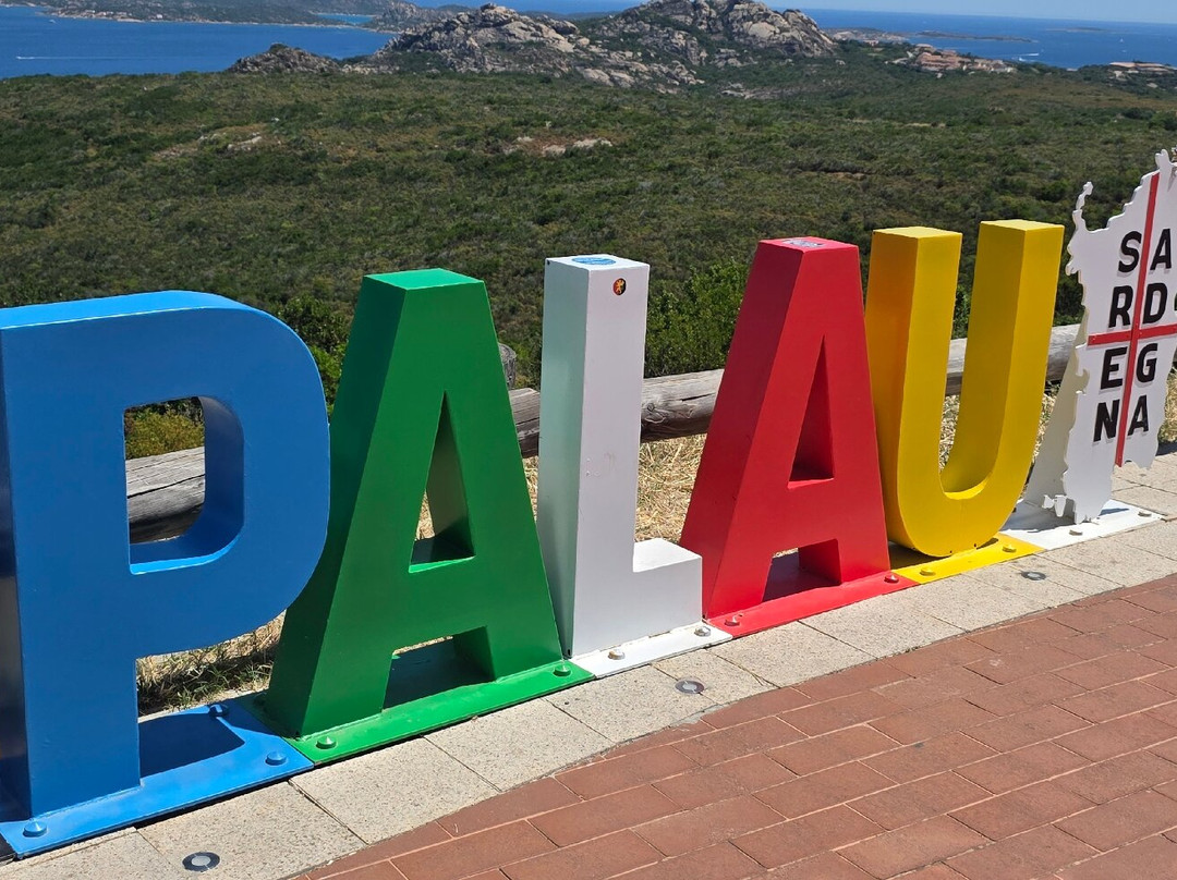 Piazzola Panoramica Su Palau-帕劳必去景点