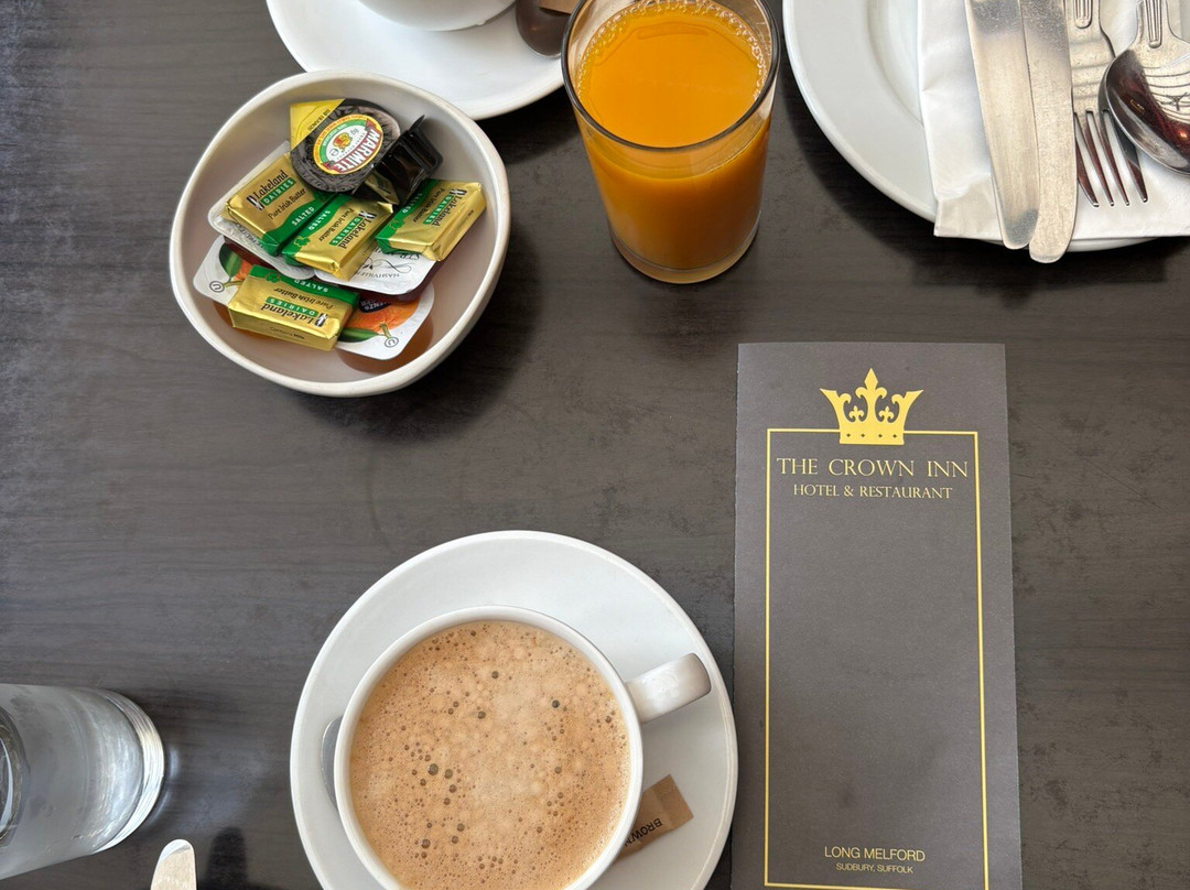 The Crown Hotel & Restaurant主图
