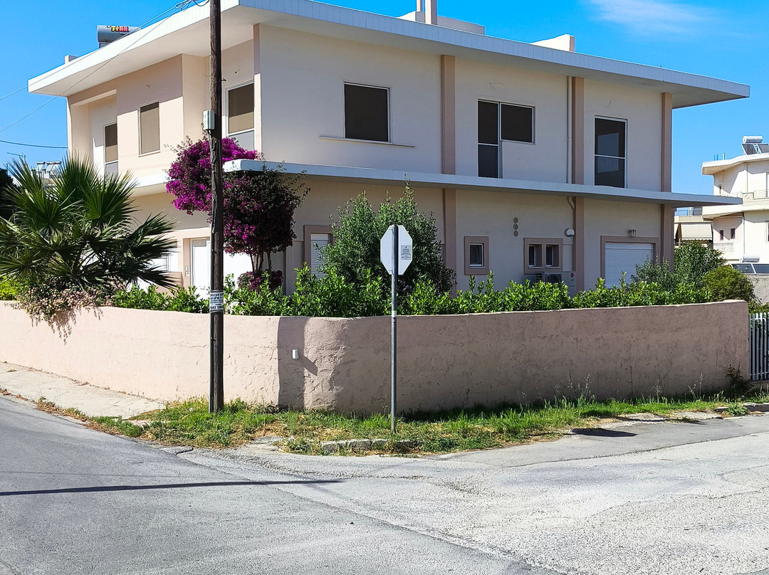 NN Rooms And Suites Near Athens Airport