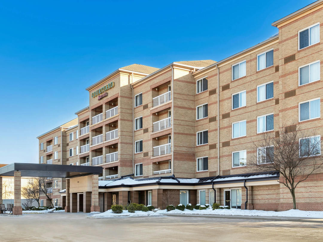 Berea酒店住宿-Courtyard by Marriott Cleveland Airport South