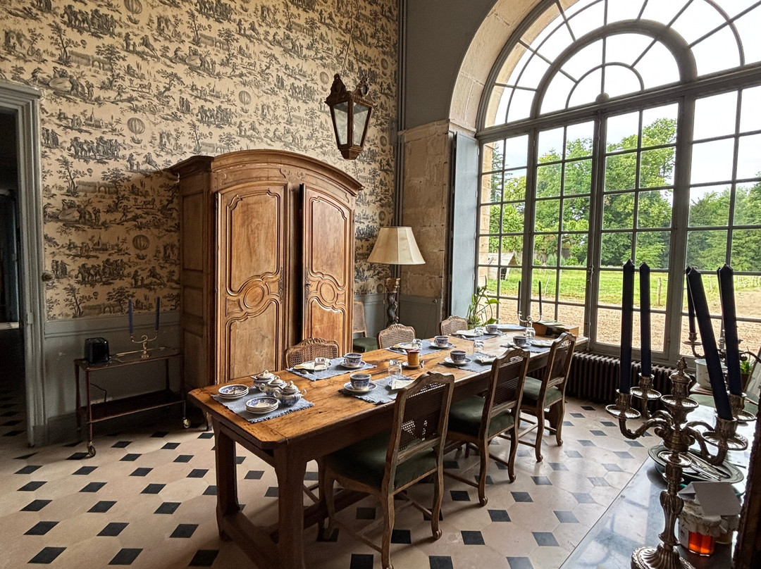 Abbaye de la Ferté-索恩河畔沙隆必去景点