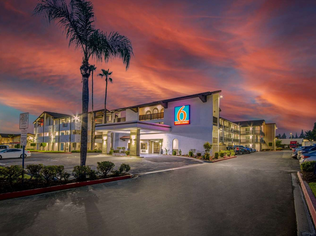 加利福尼亚安大略6号汽车旅馆