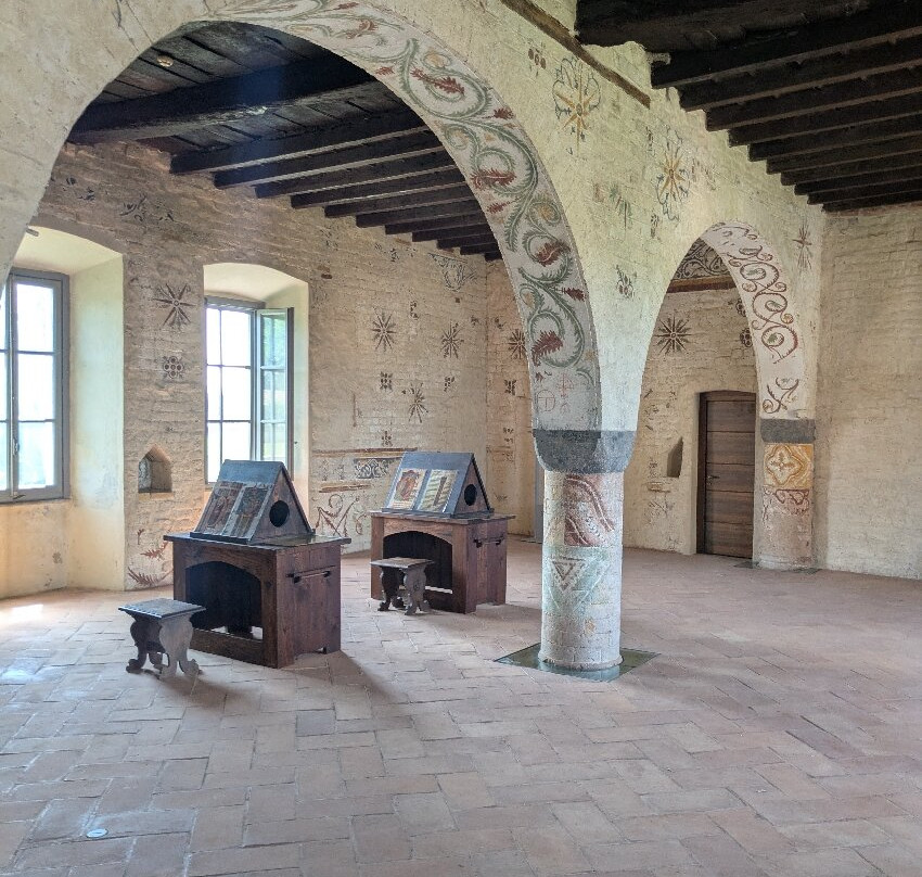 Abbazia Santa Maria di Morimondo-Morimondo必去景点