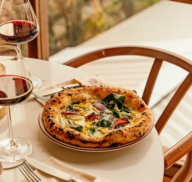 Bonviv Italian Restorant & Roof Bar