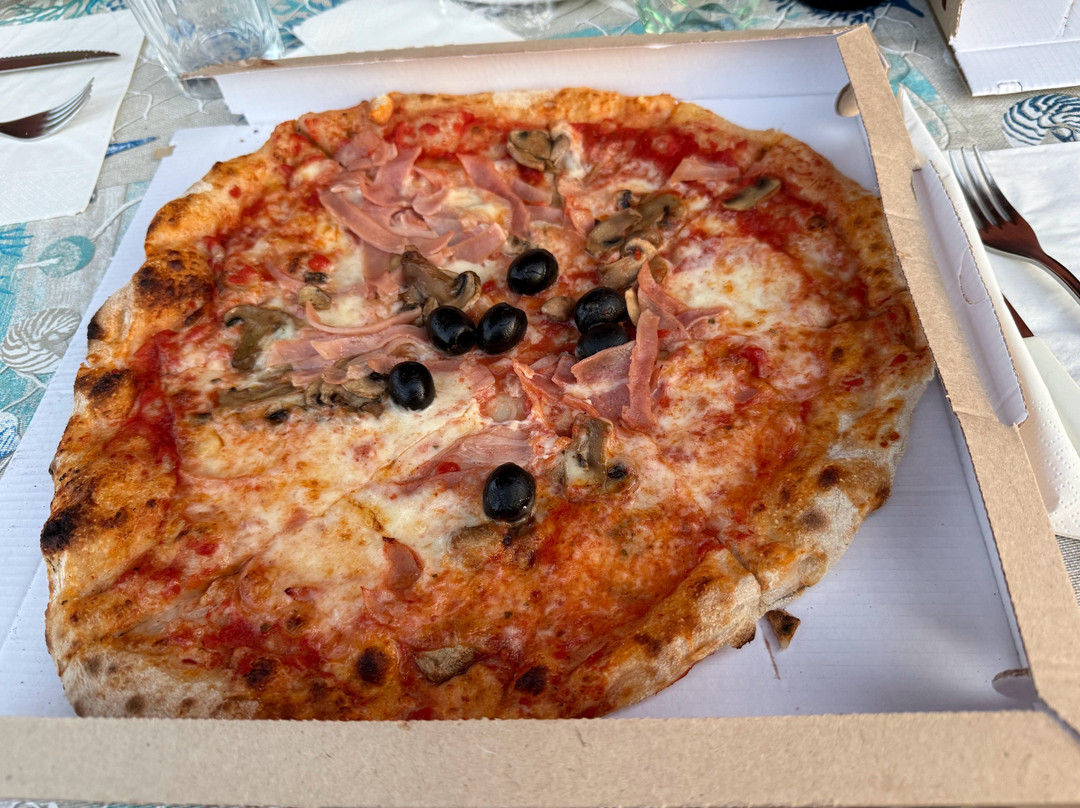 Pizza & Sfizi, Baja Sardinia, Sassari