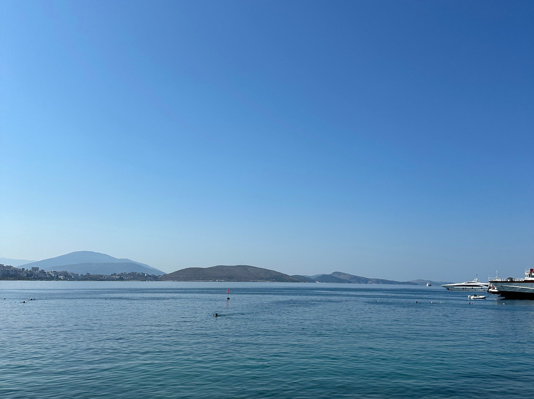 Saranda Embankment-沙兰德必去景点
