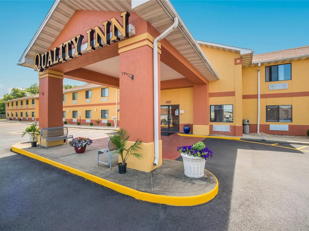 Quality Inn O'Fallon I-64主图
