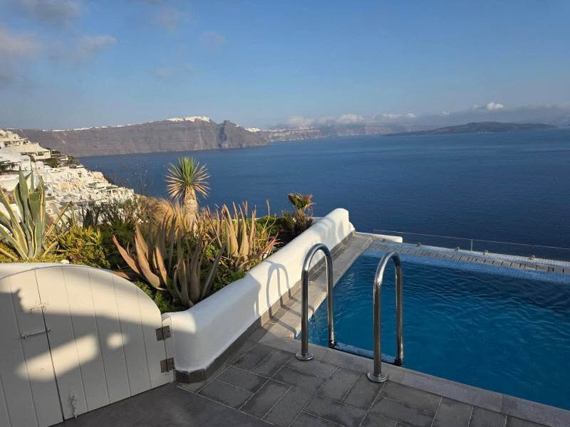 圣托里尼秘密套房及水疗酒店主图