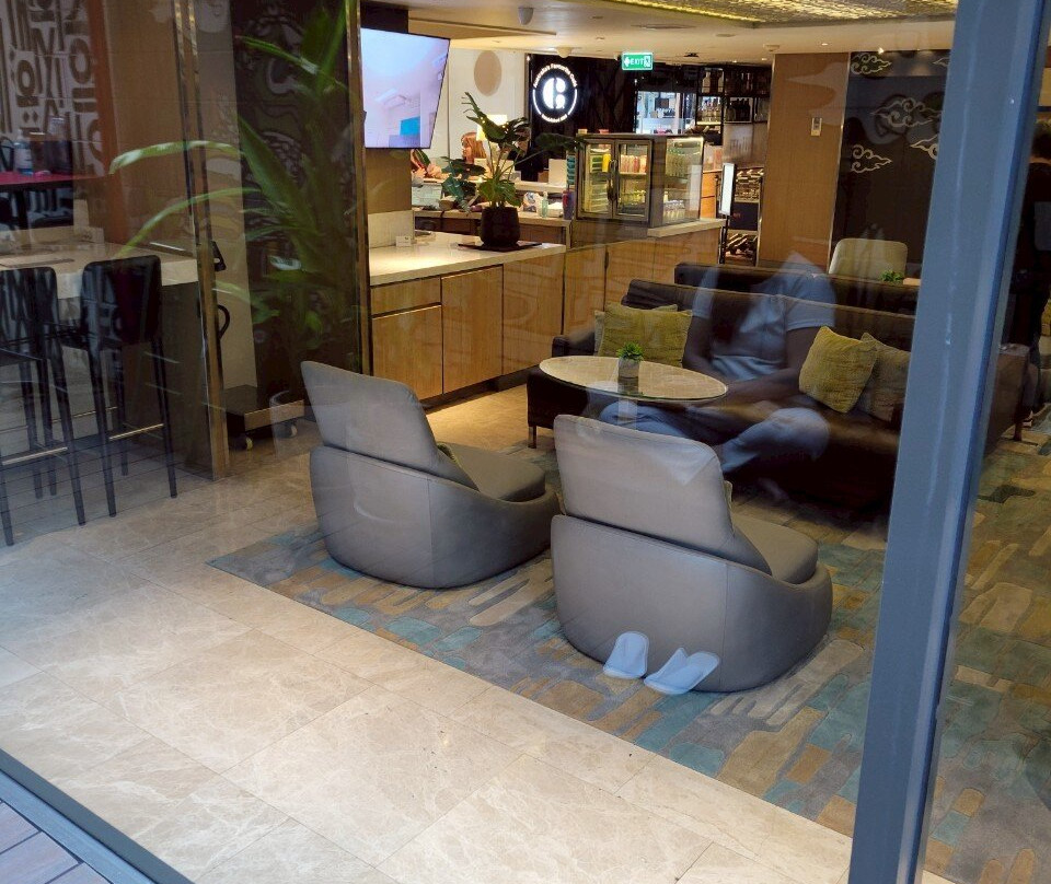 曼谷素坤逸路11号智选假日酒店主图