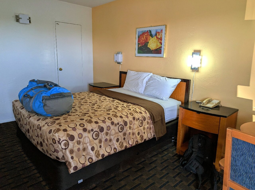 Ramblin Rose Motel主图