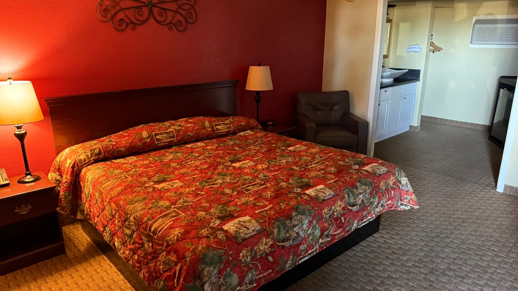 湖畔小屋旅社-官方