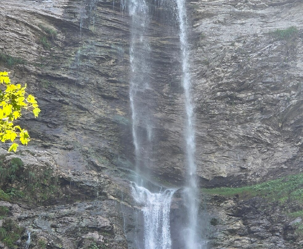 La Cascade Du Nant D'ant-Samoens必去景点