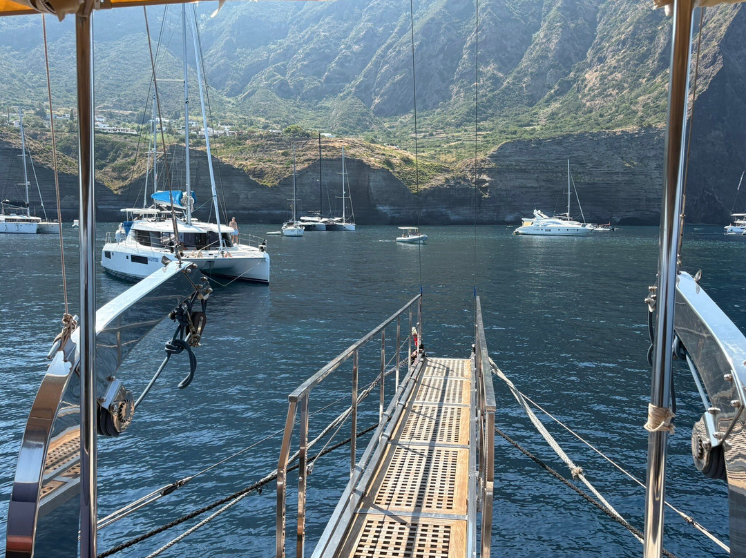 Sciara Sea Charter Crociere in Caicco-利帕里必去景点