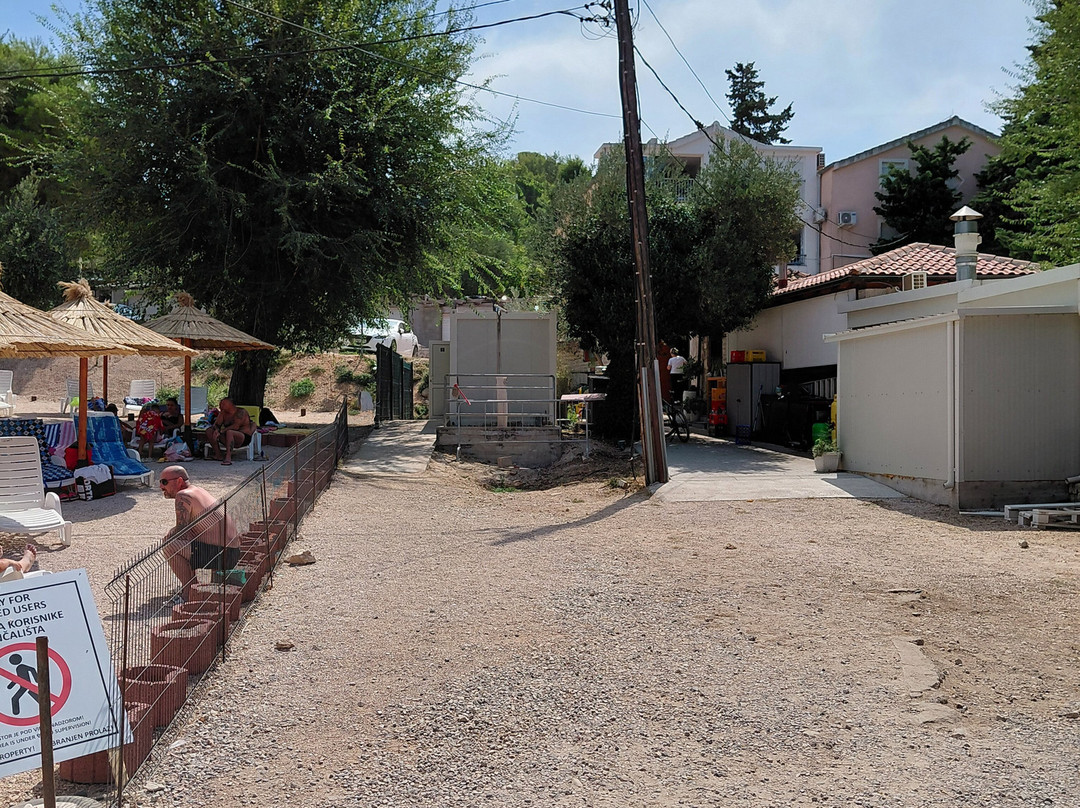 Beach Slanica-Murter必去景点